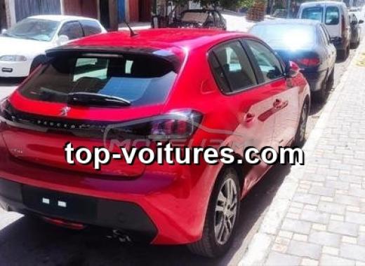 Peugeot 208 2022 — photo 4