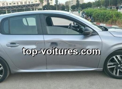 Peugeot 208 2023 — photo 3