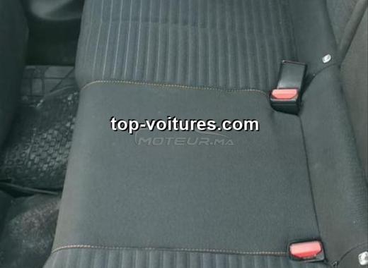 Peugeot 208 2023 — photo 5