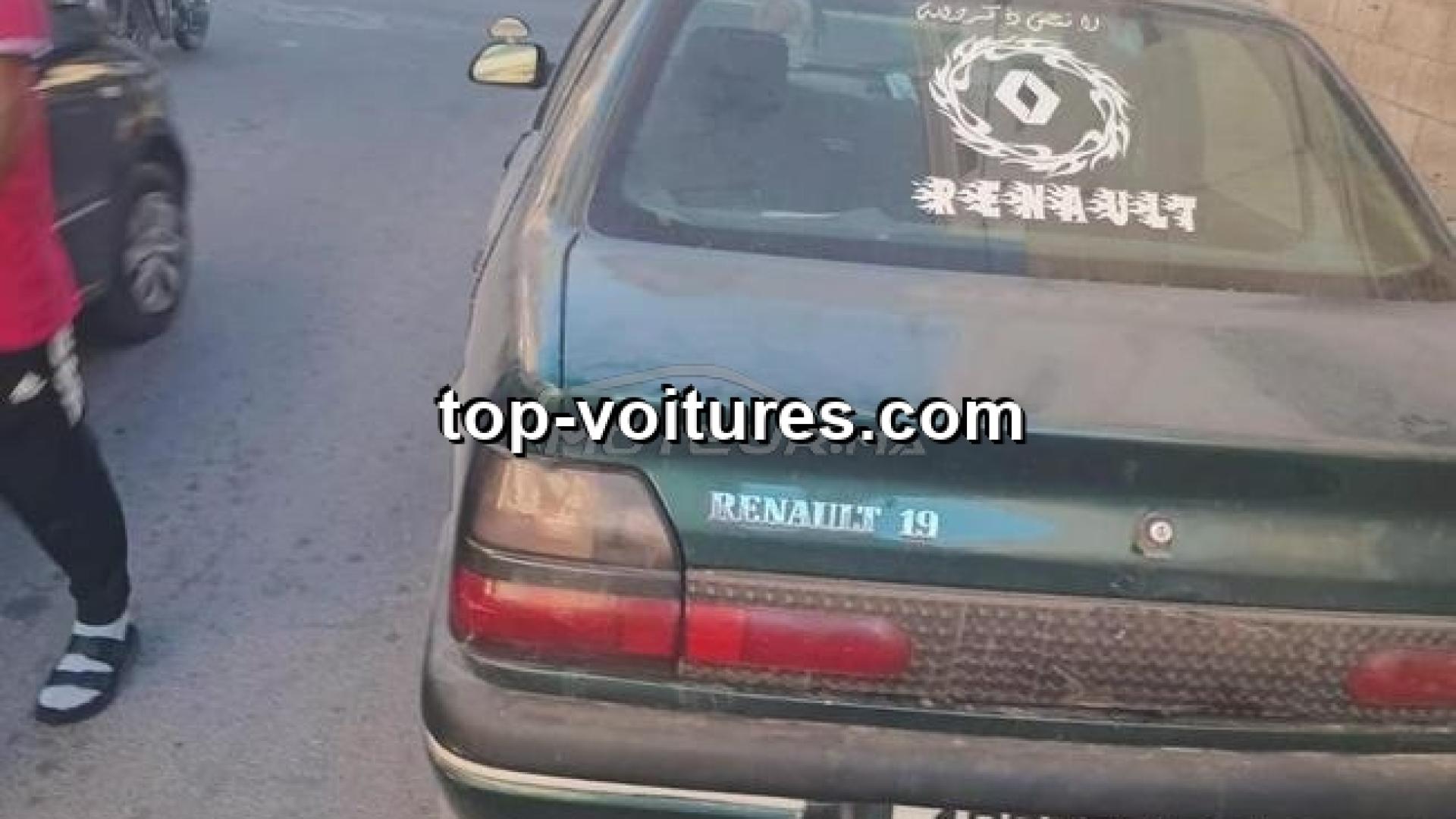 Renault R19