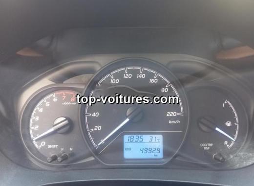 Toyota Yaris 2018 — photo 8