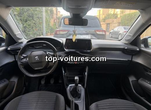 Peugeot 208 2023 — photo 2