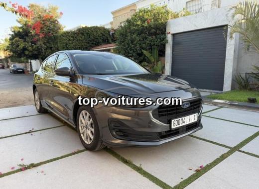 Ford Focus 2022 — photo 2