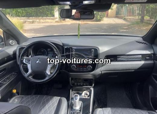 Mitsubishi Outlander 2019 — photo 3