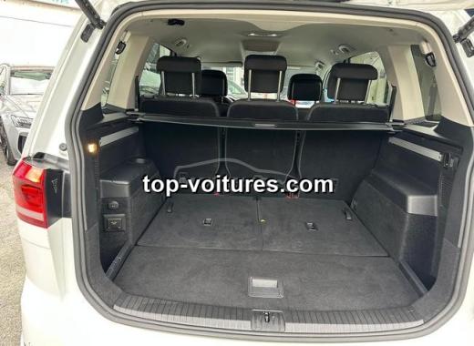 Volkswagen Touran 2023 — photo 6