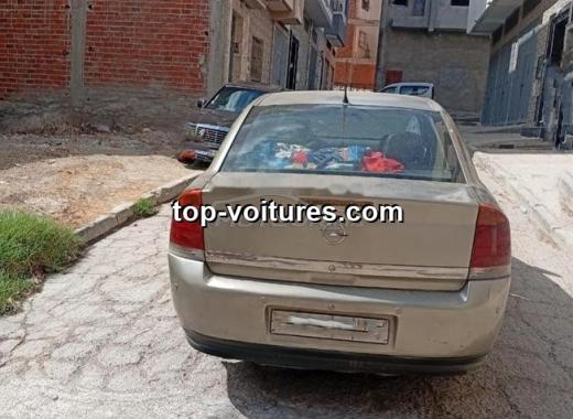Opel Vectra 2004 — photo 2
