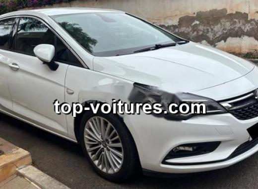 Opel Astra 2019 — photo 3
