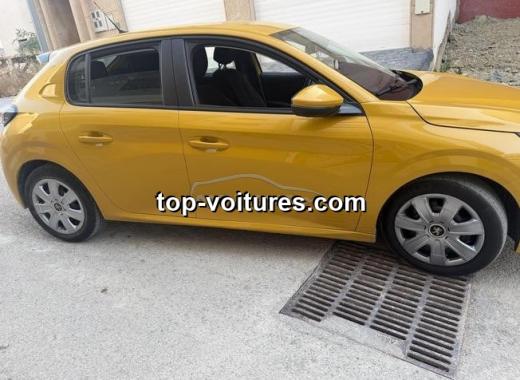 Peugeot 208 2022 — photo 2