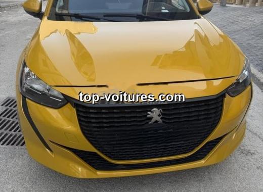 Peugeot 208 2022 — photo 3