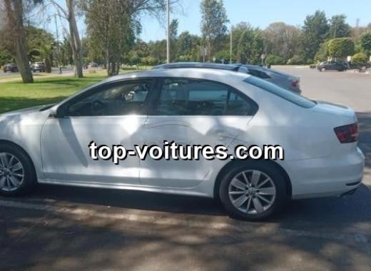 Volkswagen Jetta 2018 — photo 2
