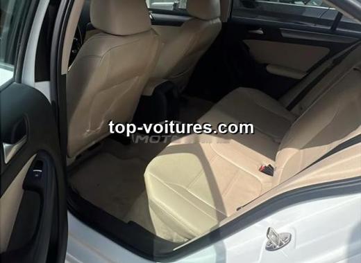 Volkswagen Jetta 2018 — photo 6