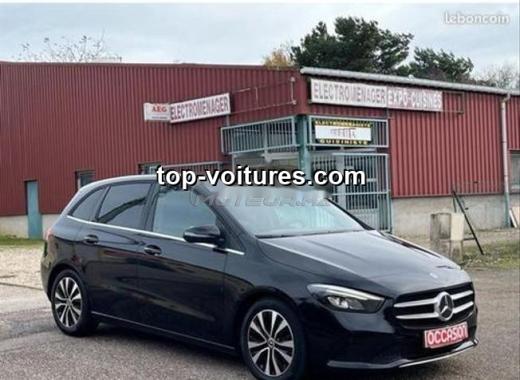 Mercedes 180 2023 — photo 2