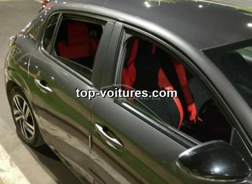 Peugeot 208 2023 — photo 4