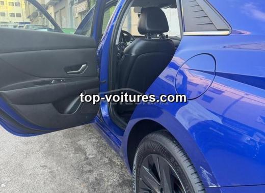 Hyundai Elantra 2022 — photo 3