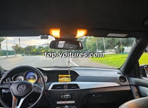 Mercedes 220 2012 — photo 2