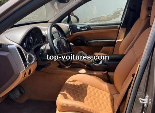 Porsche Cayenne 2011 — photo 2