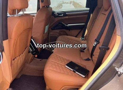 Porsche Cayenne 2011 — photo 3