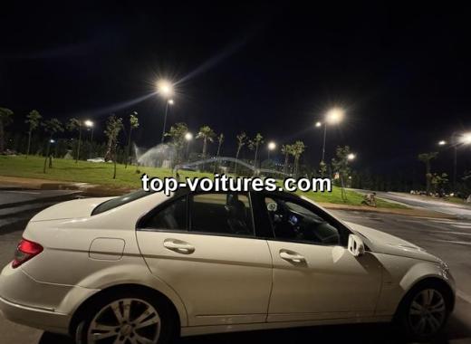 Mercedes 220 2008 — photo 8