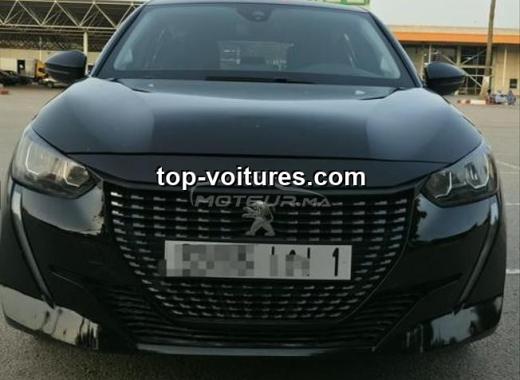Peugeot 208 2023 — photo 4