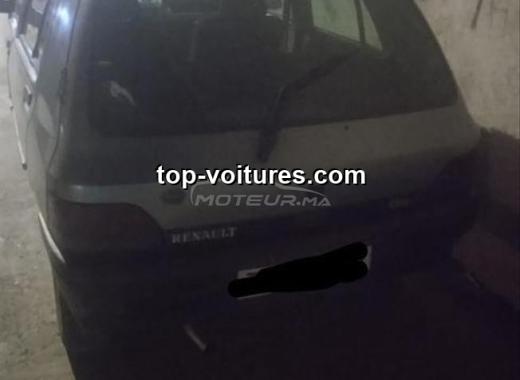 Renault Clio 1990 — photo 2