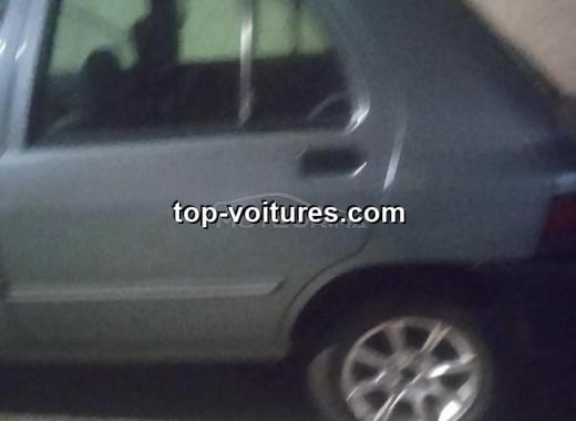 Renault Clio 1990 — photo 3