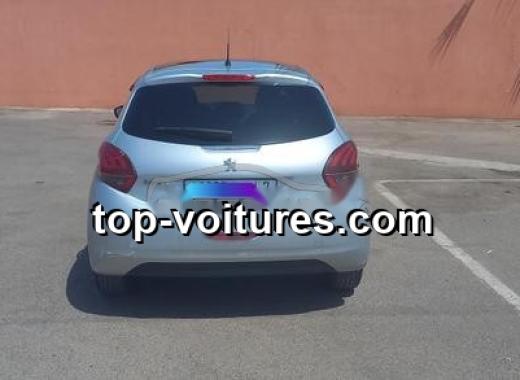 Peugeot 208 2018 — photo 2