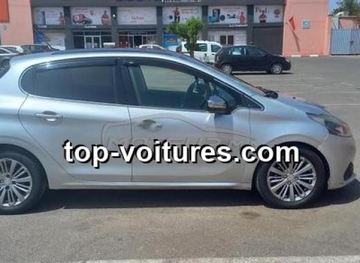 Peugeot 208 2018 — photo 3