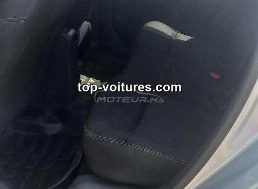 Peugeot 208 2018 — photo 5