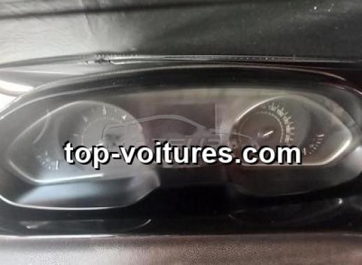 Peugeot 208 2018 — photo 8