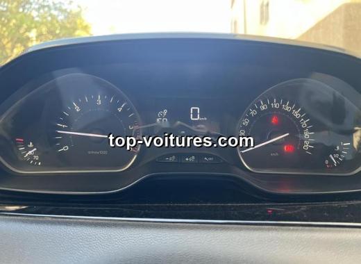 Peugeot 208 2016 — photo 8
