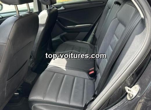 Volkswagen T-Roc 2023 — photo 4