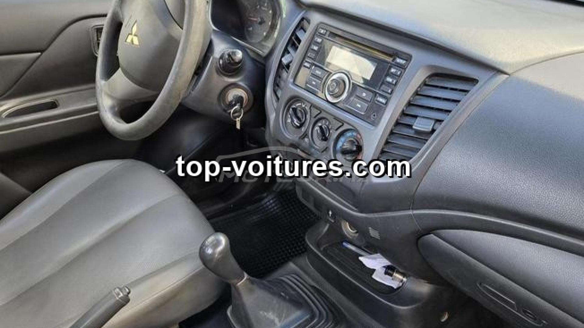 Mitsubishi L200