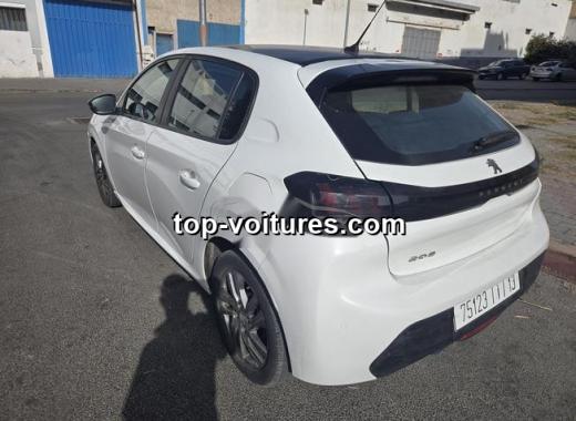 Peugeot 208 2022 — photo 6