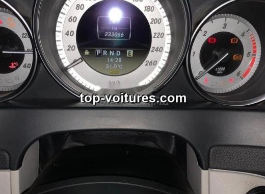 Mercedes 220 2012 — photo 5