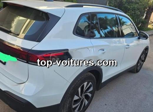 Volkswagen Tiguan 2025 — photo 4