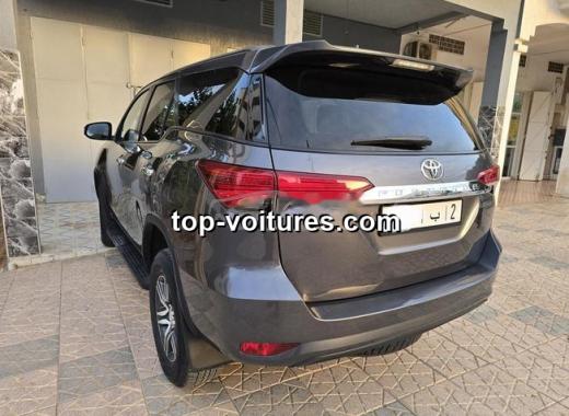 Toyota Fortuner 2022 — photo 2