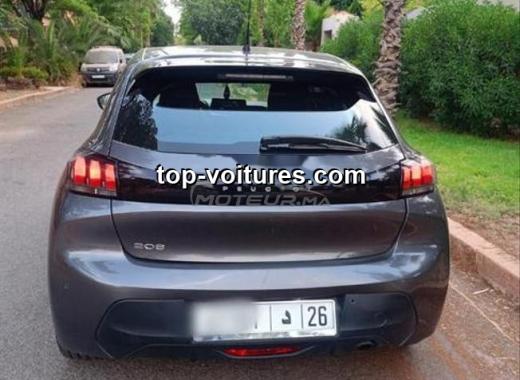 Peugeot 208 2023 — photo 2