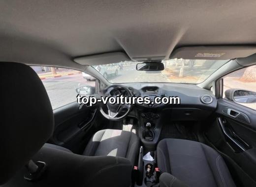 Ford Fiesta 2016 — photo 2