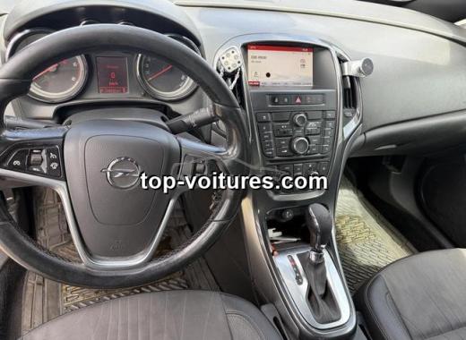 Opel Astra 2014 — photo 2