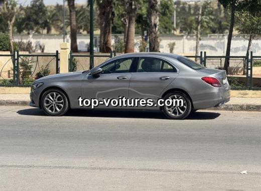 Mercedes 220 2016 — photo 4