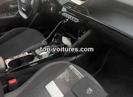 Peugeot 2008 2022 — photo 7