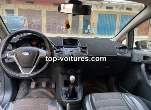 Ford Fiesta 2012 — photo 2