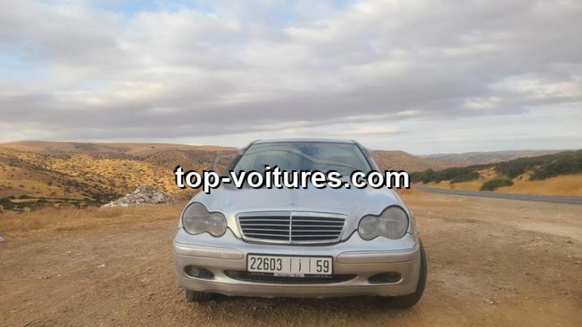 Mercedes-Benz 220
