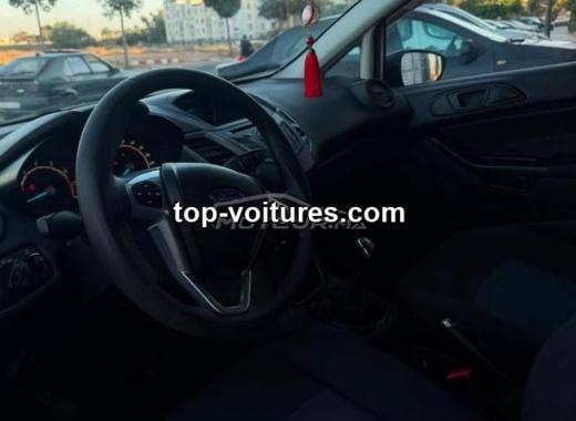 Ford Fiesta 2015 — photo 2