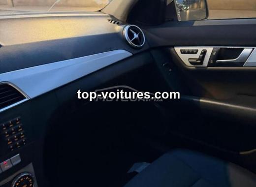 Mercedes 220 2009 — photo 8