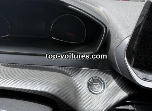 Peugeot 208 2023 — photo 3