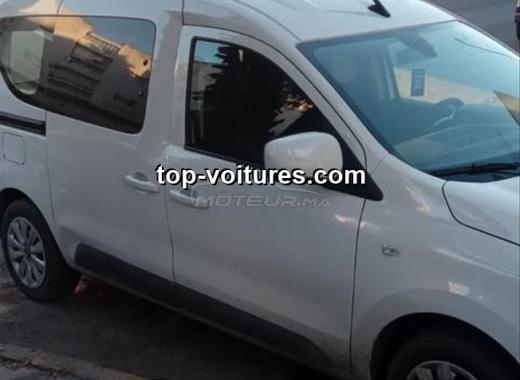 Renault Express 2023 — photo 2