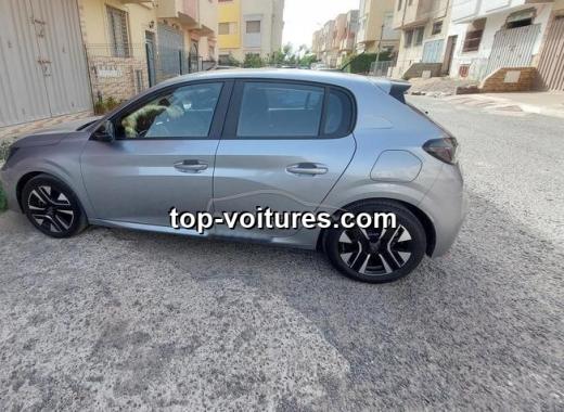 Peugeot 208 2024 — photo 3