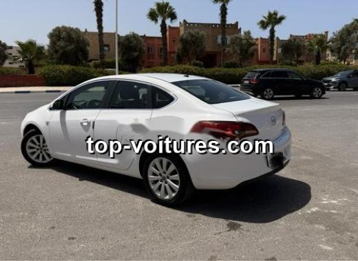 Opel Astra 2017 — photo 7