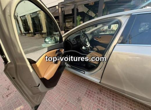 Volvo V40 2020 — photo 2